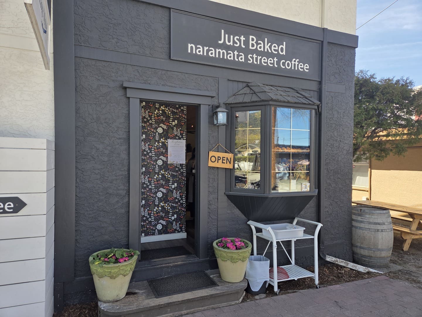 Just Baked Naramata Street Coffee - Things to do with kids in Naramata