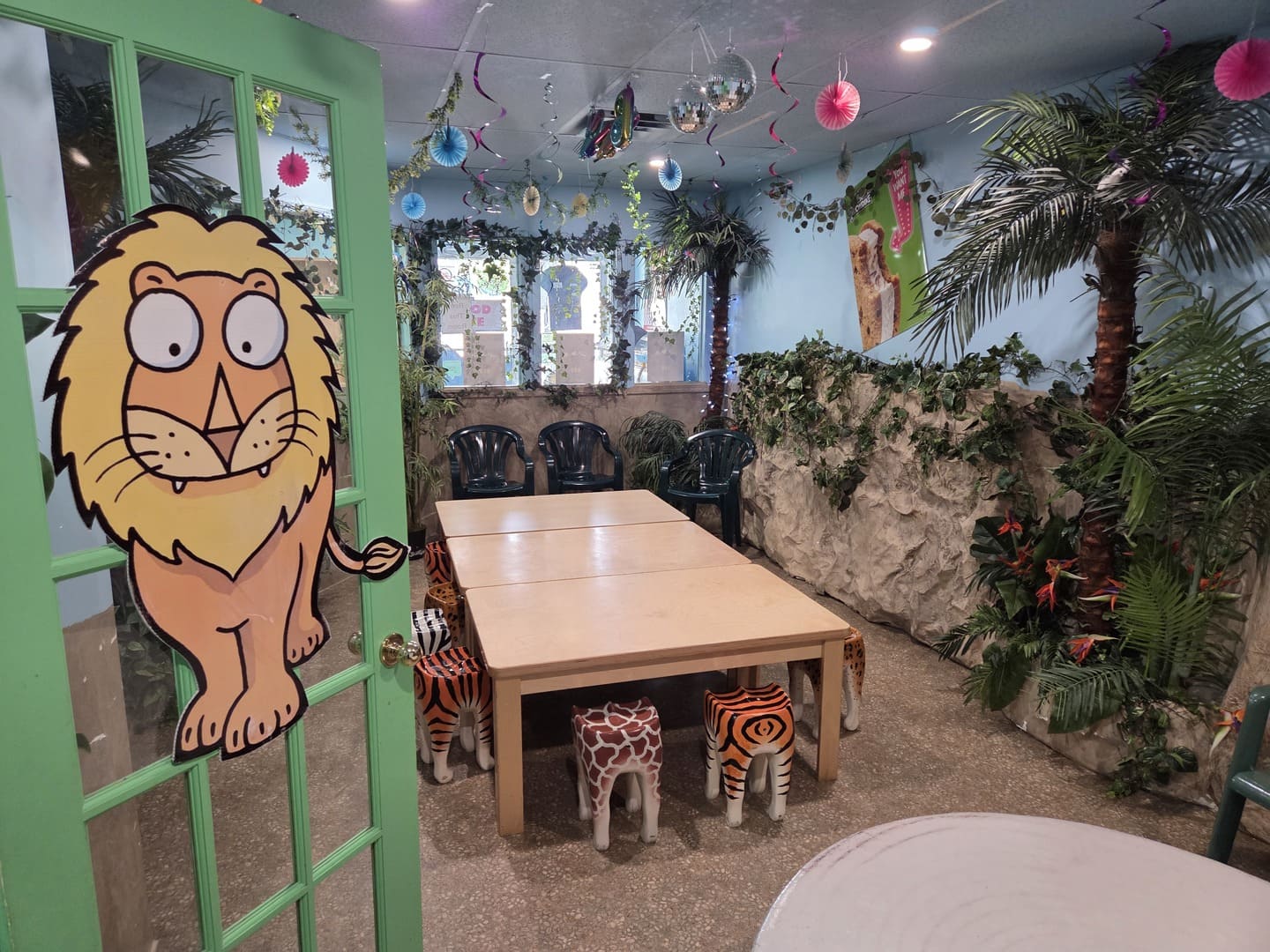 Jungle Mania - Salmon Arm