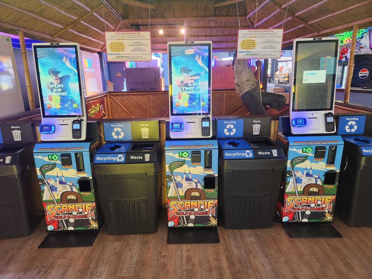 Play Card Machine - Scandia Golf & Games