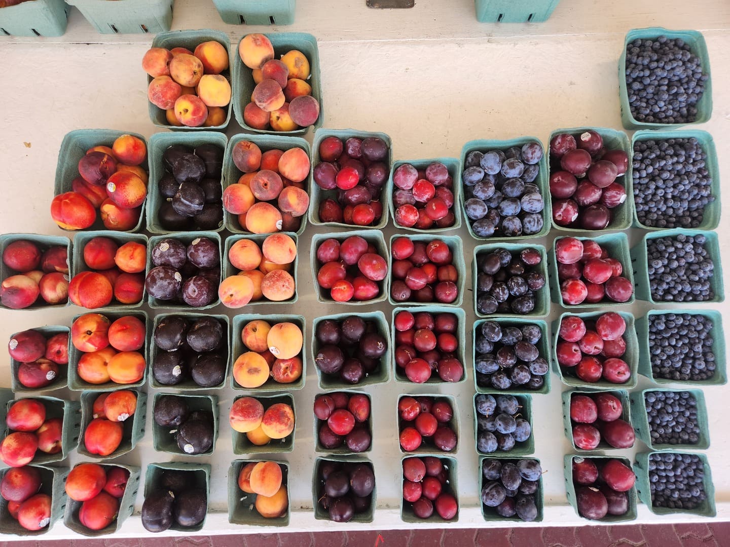 Trout Creek Fruit Stand