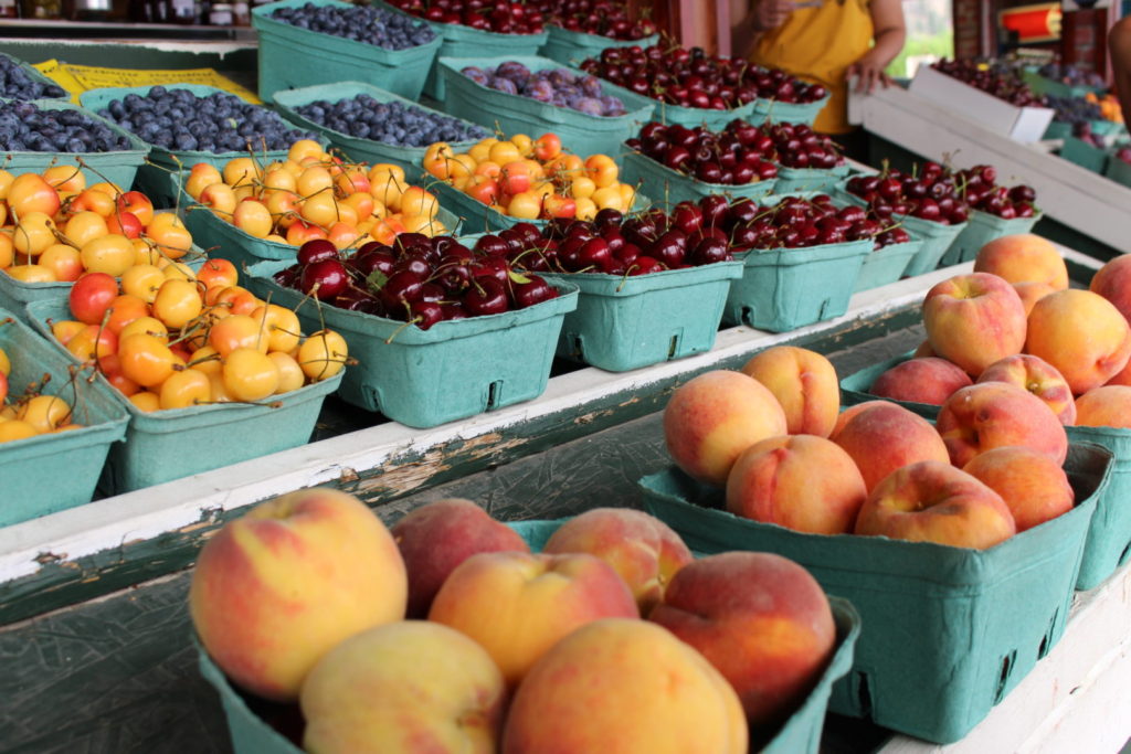 RAMA Fruit Market, Oliver