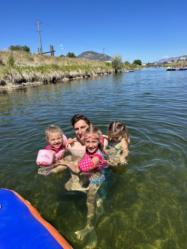 Floating-the-Penticton-Channel-Swimming