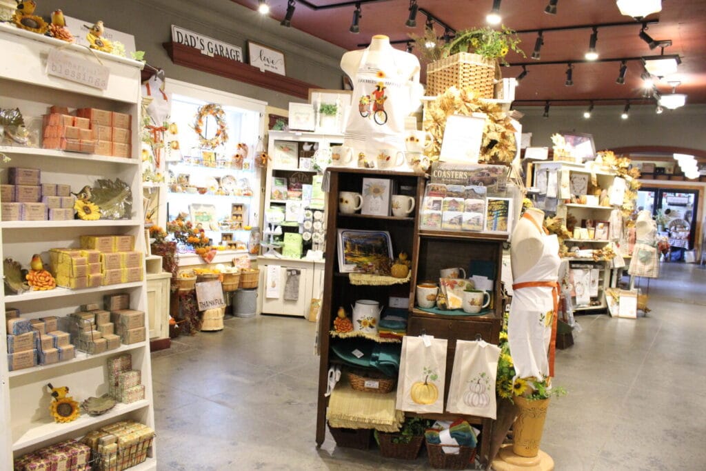 Davison Orchards Gift Shop, Vernon
