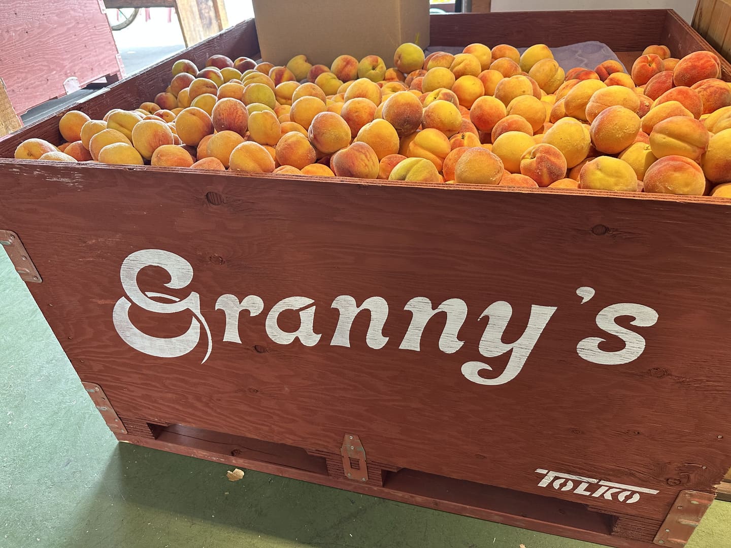 Granny’s Fruit Stand, Bakery & Café Granny’s Fruit Stand, Bakery & Café