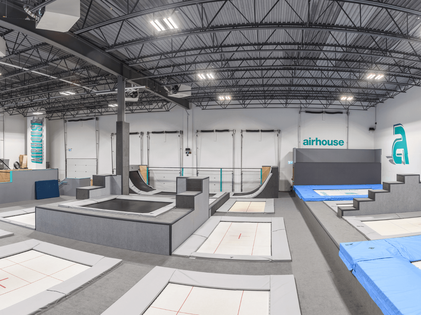 Kelowna Airhouse