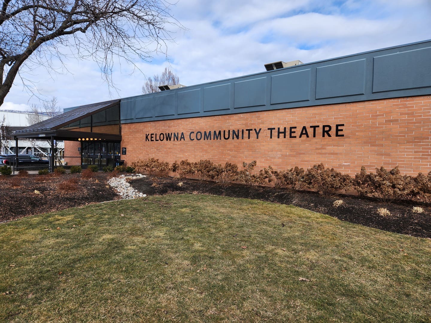Kelowna Community Theatre