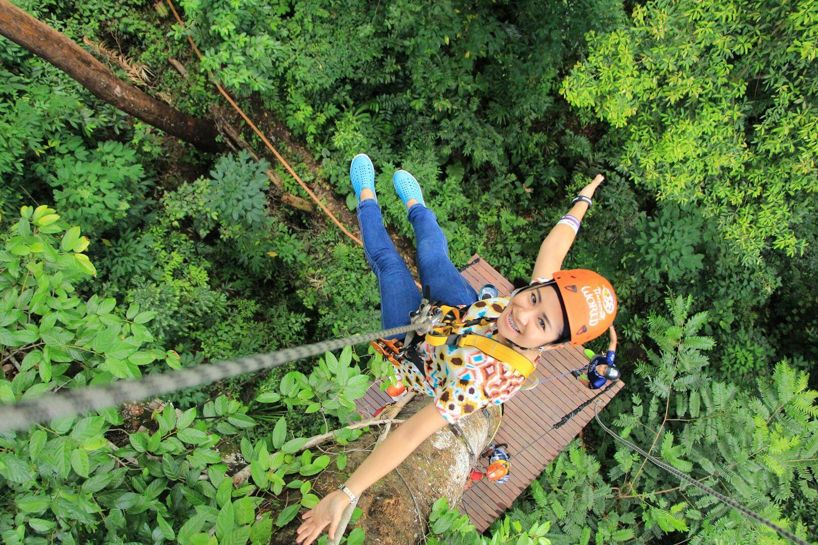 Ziplining - Okanagan Family Fun