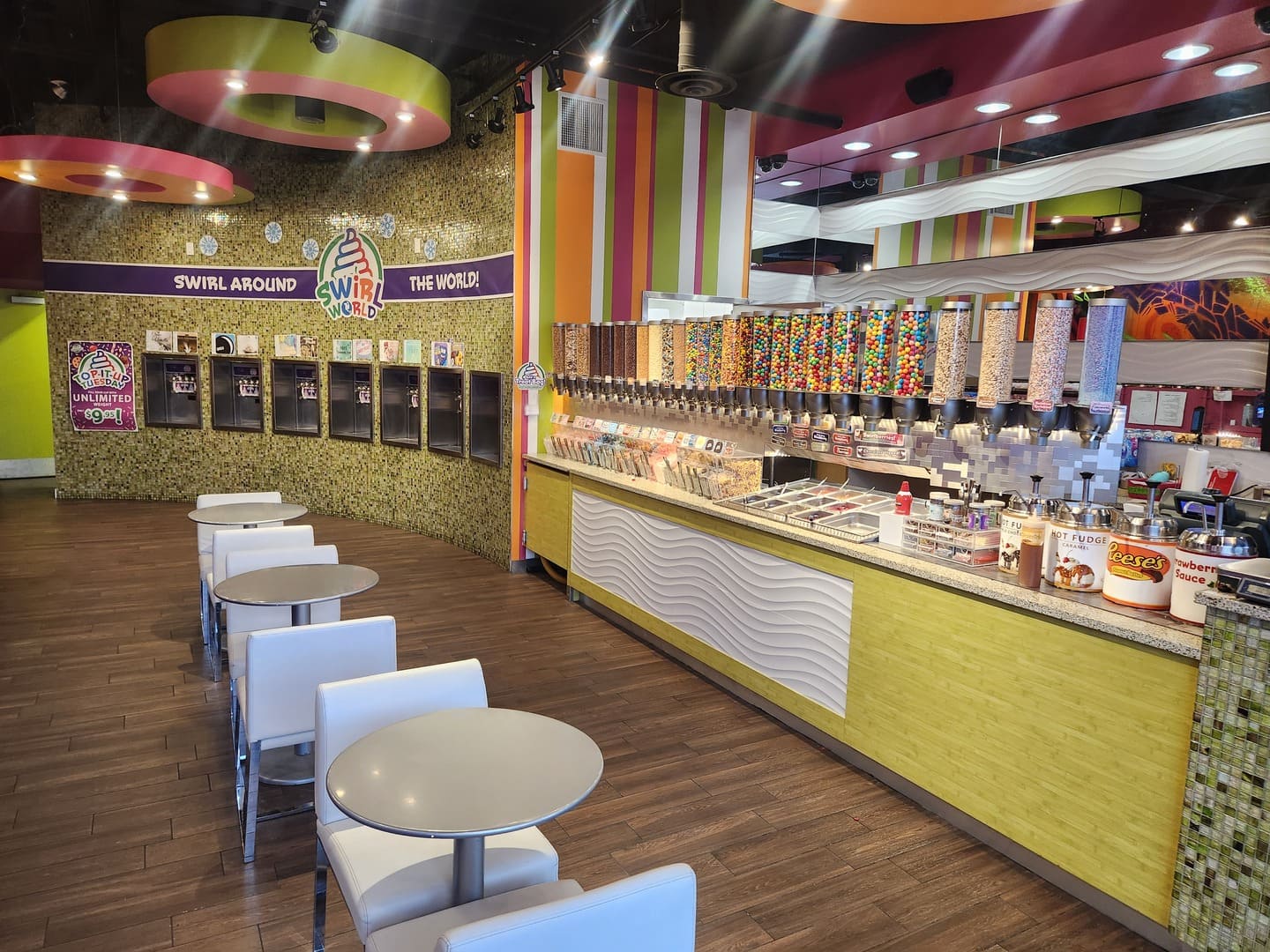 Swirl World Frozen Treats