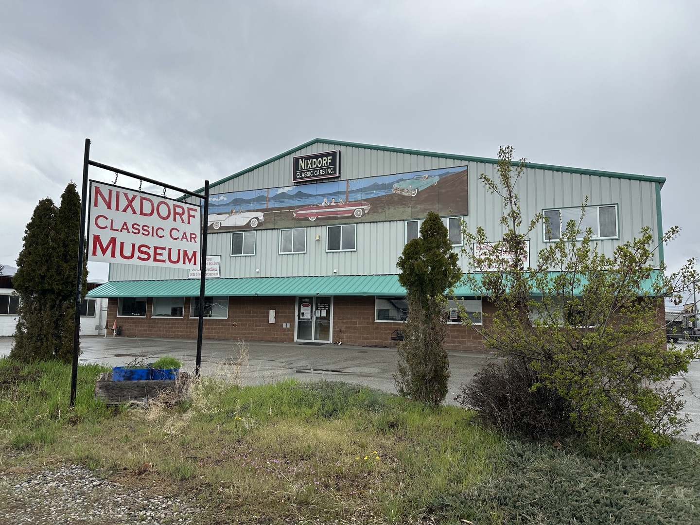 Nixdorf Classic Car Museum - Summerland
