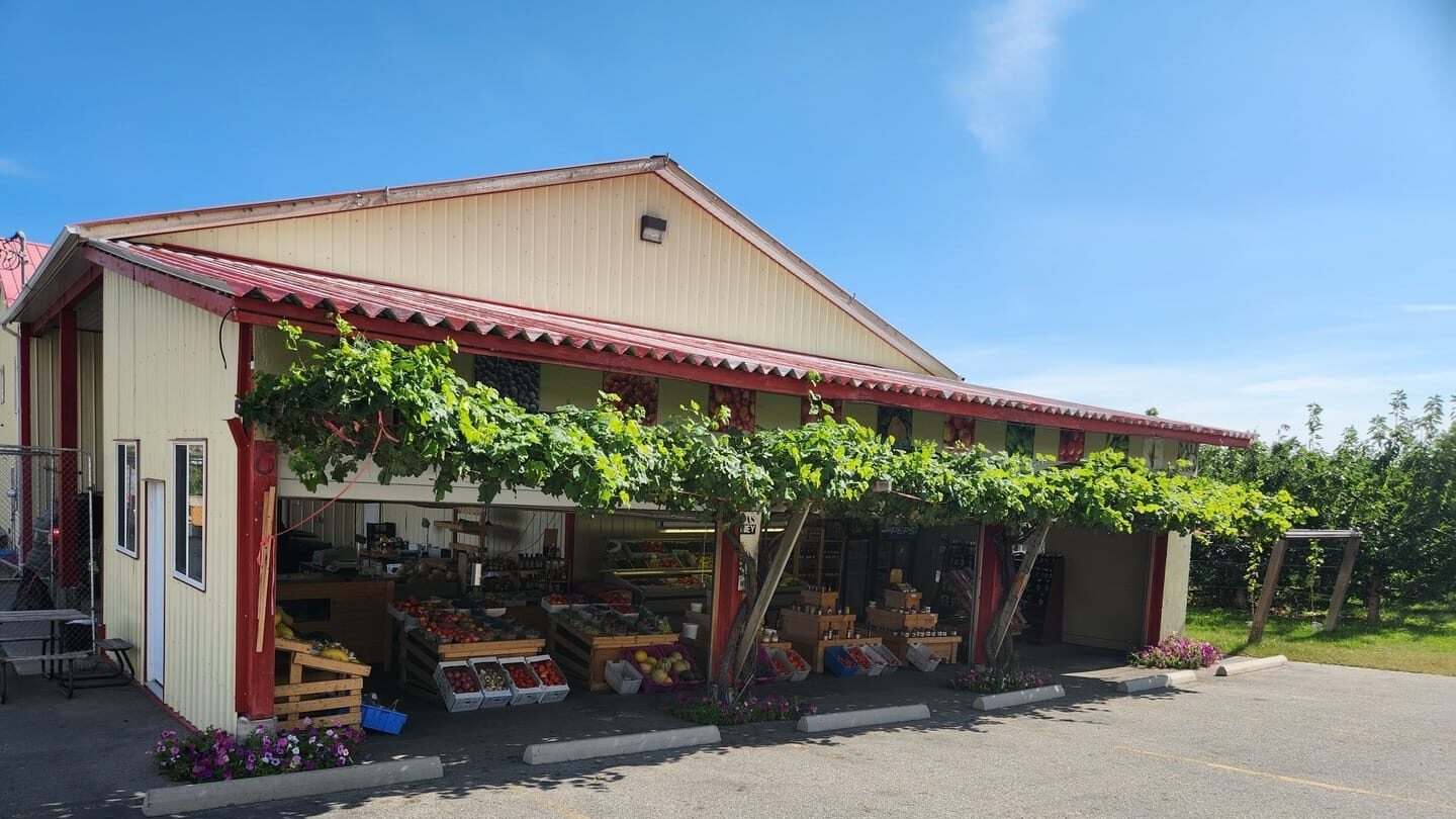 Aujla Farm Market - Oliver