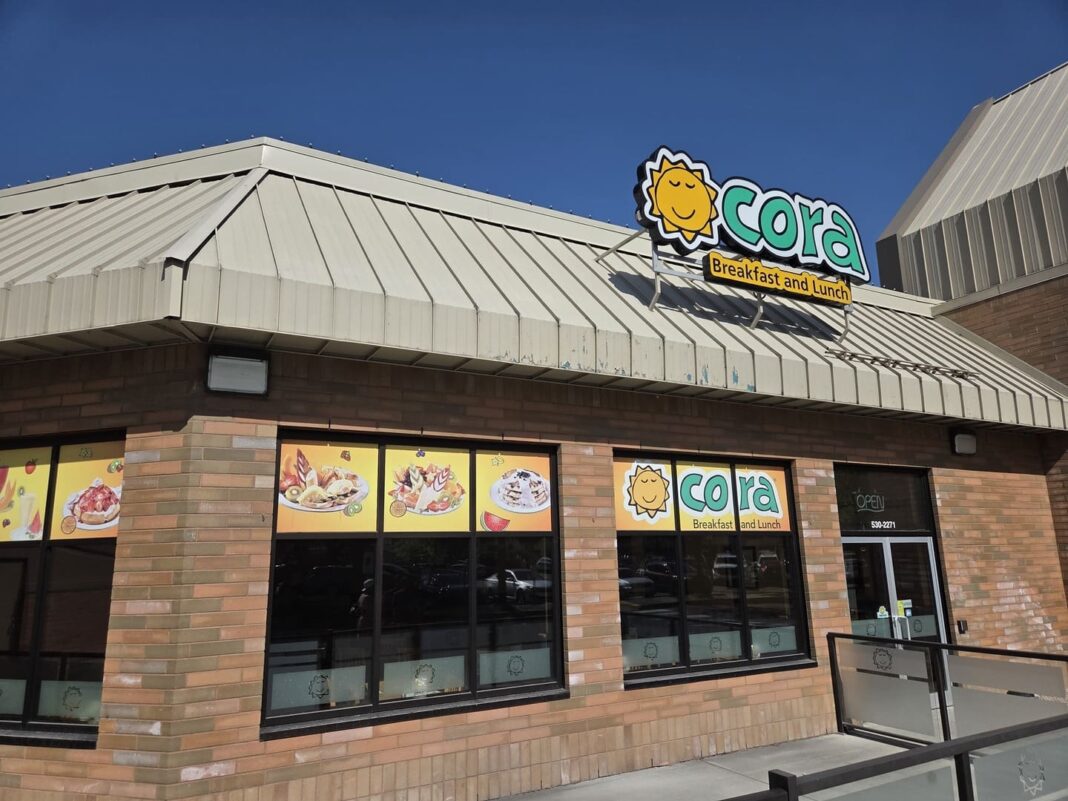 Cora Breakfast and Lunch - Kelowna