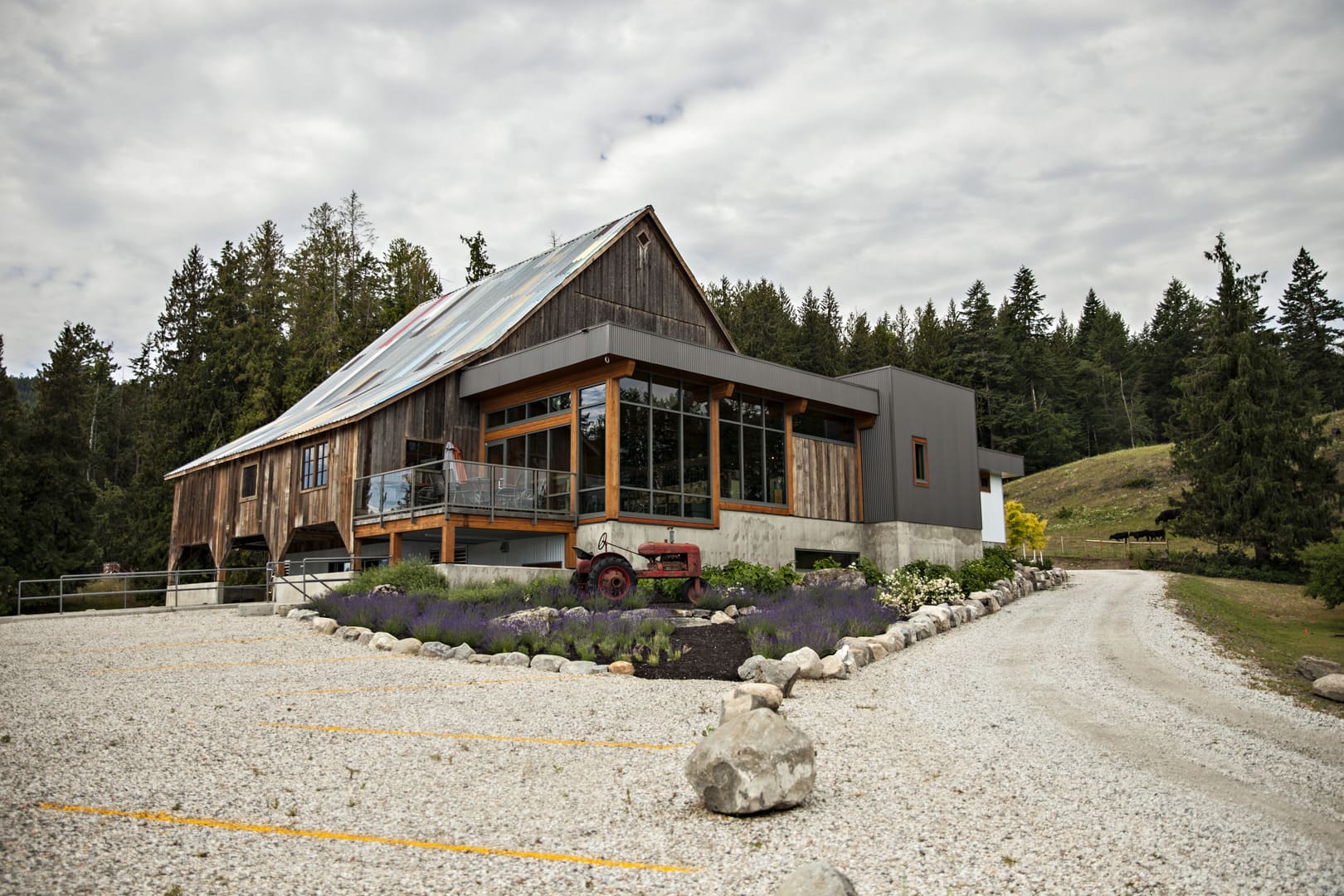 Farmstrong Cider Company - 4300 Maw Road Armstrong
