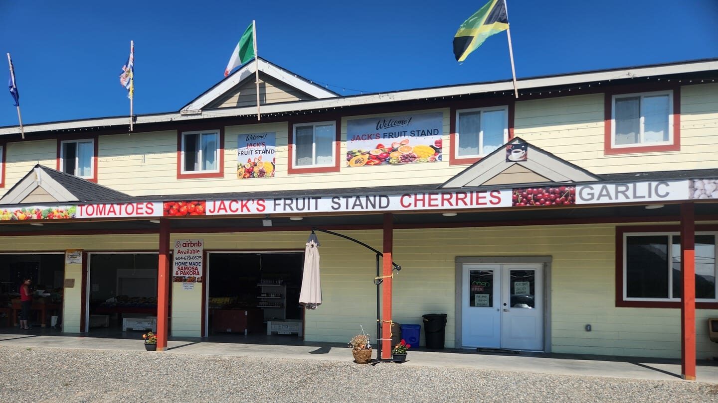 Jack's Fruit Stand - Keremeos