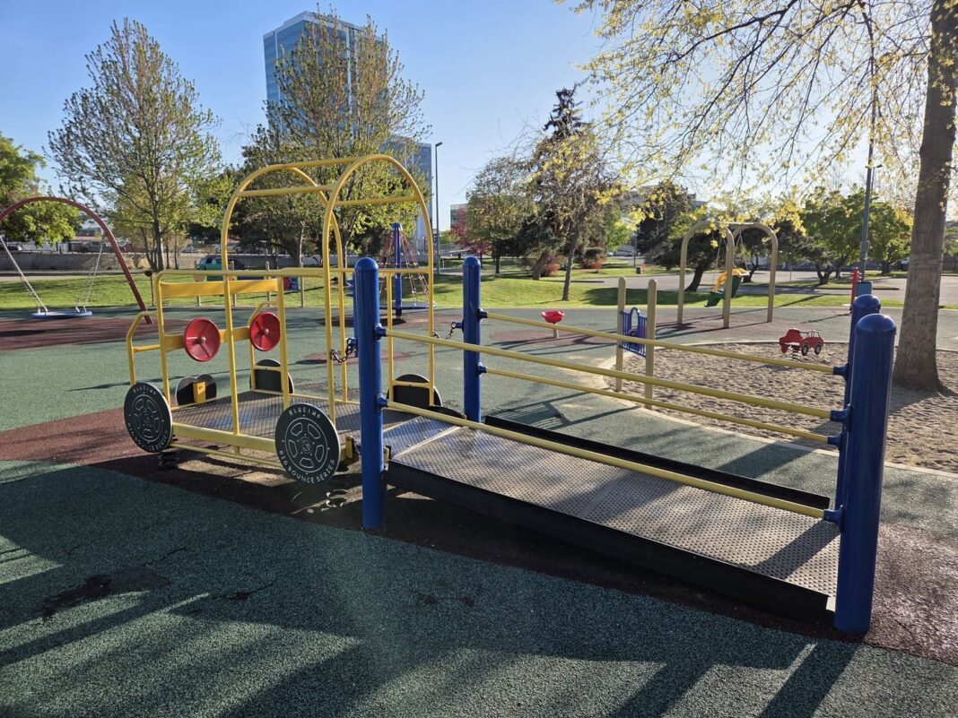 Parkinson Recreation Centre Playground, Kelowna