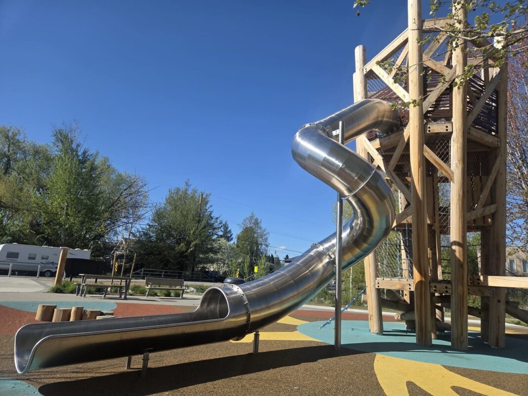 Best Playgrounds in Kelowna, Burne Park in Kelowna