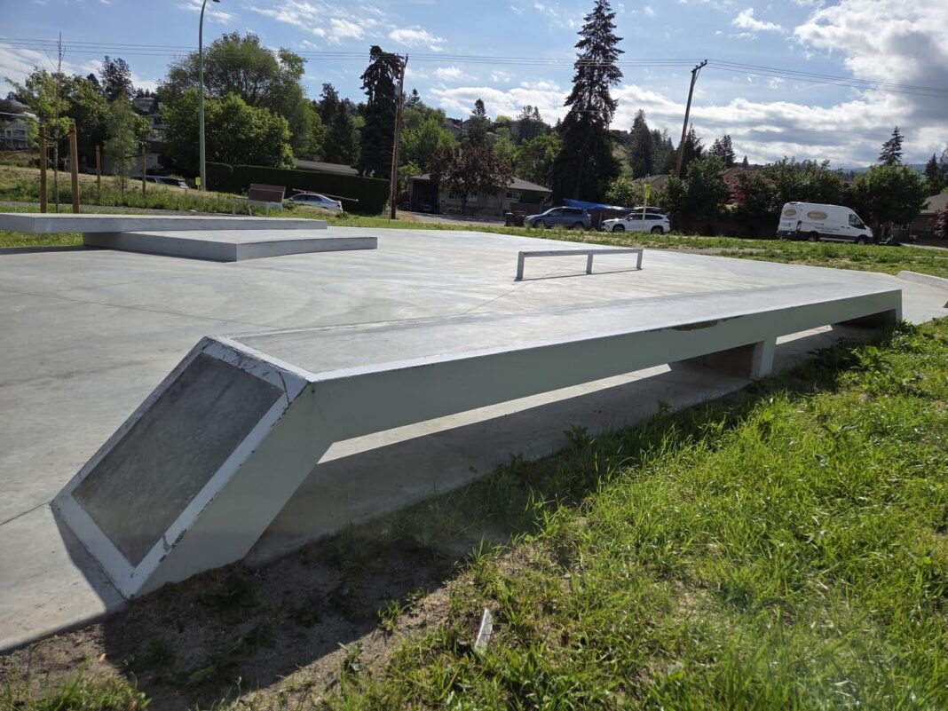 DeHart Skateboard Spot, Kelowna