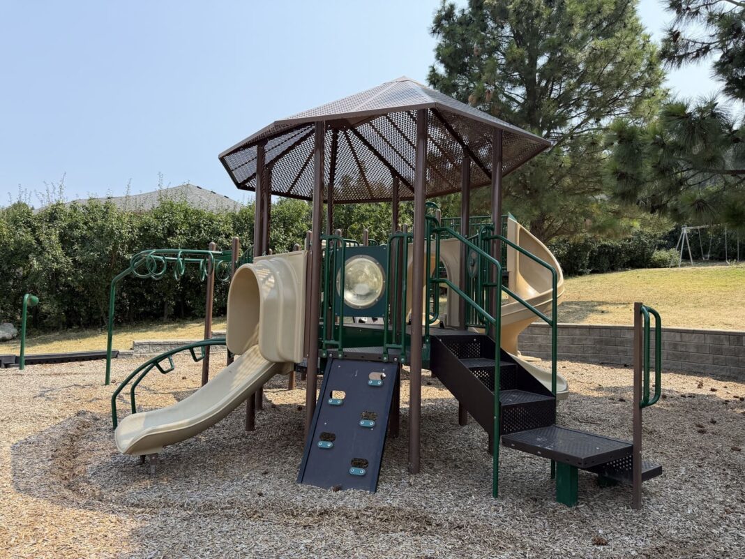 Lochhaven Tot Lot, Coldstream Lochhaven Tot Lot, Coldstream